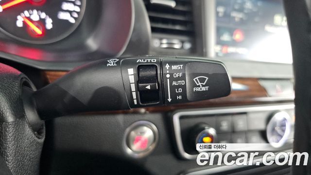 Kia K7 2017 — photo 32