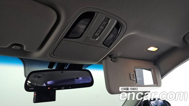 Kia K7 2017 — photo 33