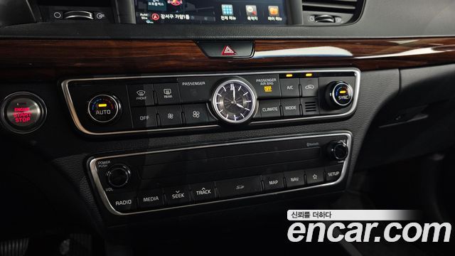 Kia K7 2017 — photo 34