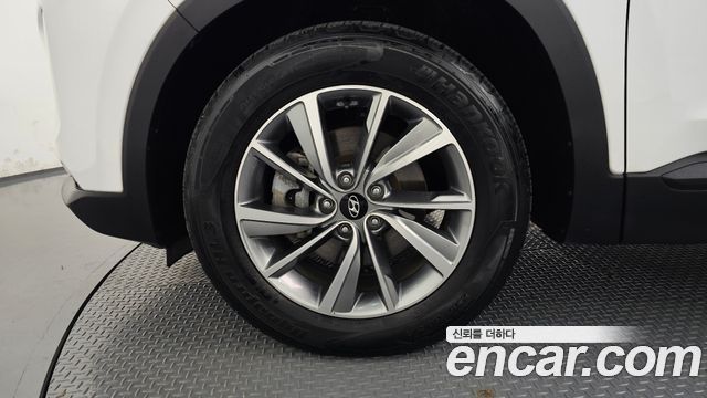 Hyundai Santafe 2019 — photo 5