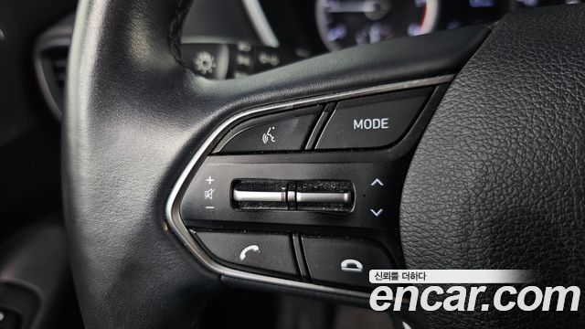 Hyundai Santafe 2019 — photo 29