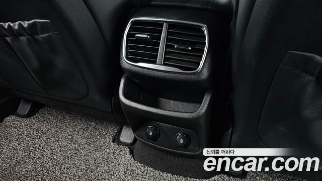 Hyundai Santafe 2019 — photo 35