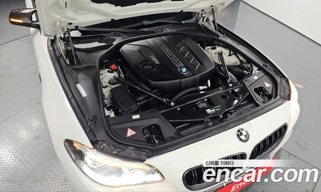 BMW 5-Series 2014 — photo 6