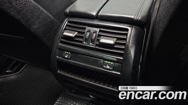 BMW 5-Series 2014 — photo 23