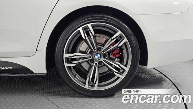 BMW 5-Series 2014 — photo 7