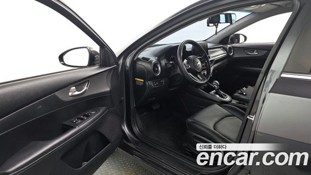 Kia K3 2019 — photo 10