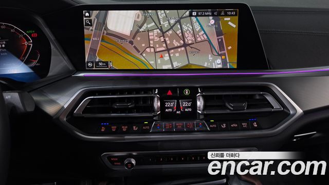 BMW X6 2021 — photo 18