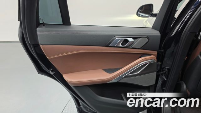 BMW X6 2021 — photo 15