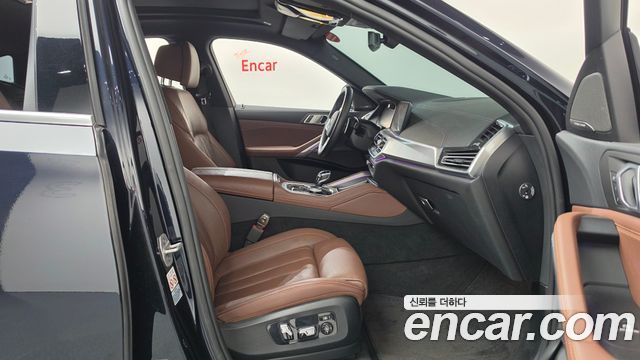 BMW X6 2021 — photo 16