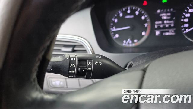 Hyundai Sonata 2015 — photo 19
