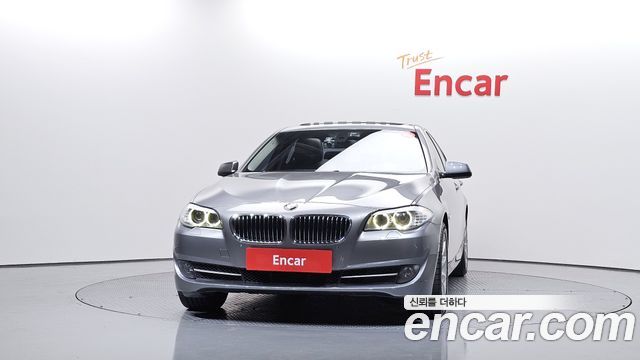 BMW 5-Series 2012 — photo 3
