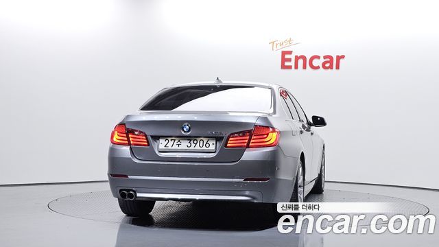 BMW 5-Series 2012 — photo 4