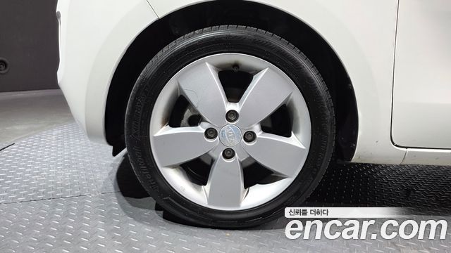 Kia RAY 2016 — photo 5