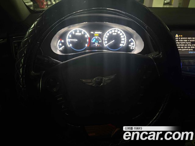Hyundai Genesis 2010 — photo 9