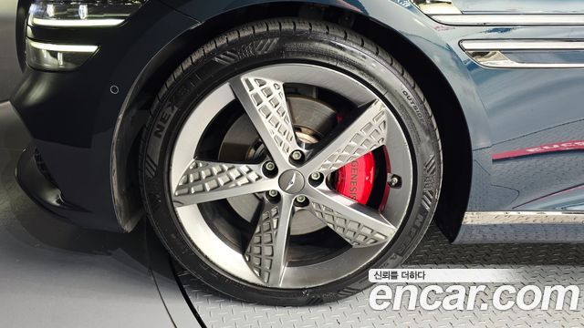 Genesis G80 2022 — photo 5