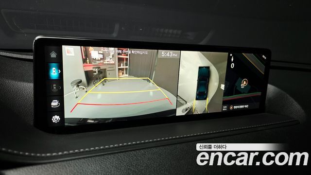Genesis G80 2022 — photo 21