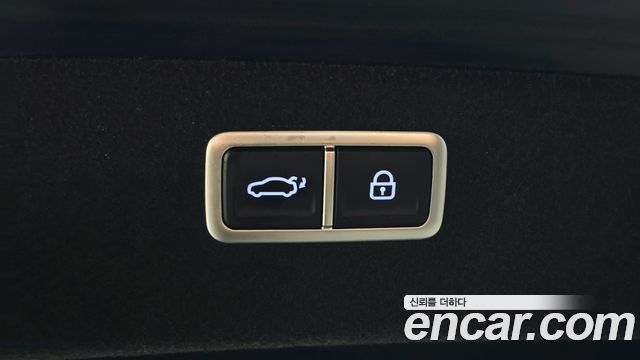Genesis G80 2022 — photo 23