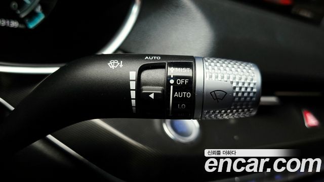 Genesis G80 2022 — photo 27