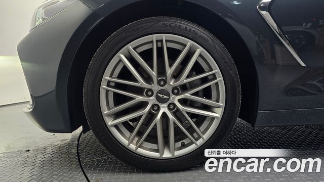 Genesis G70 2019 — photo 5