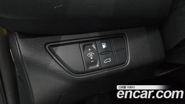 Genesis G70 2019 — photo 20