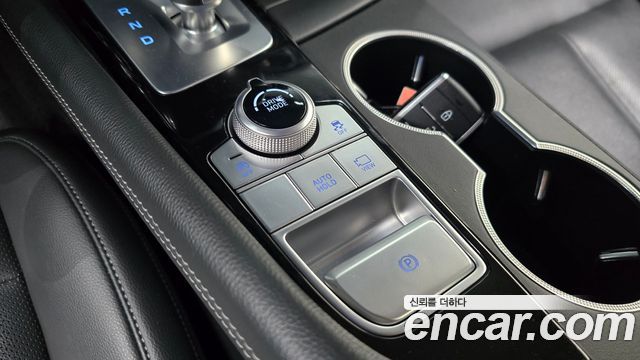 Genesis G70 2019 — photo 24