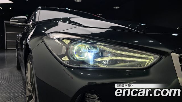Genesis G70 2019 — photo 8