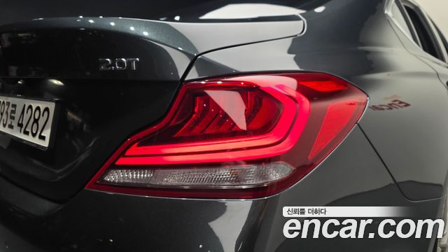 Genesis G70 2019 — photo 9