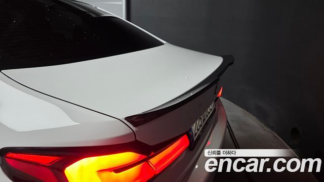 BMW 5-Series 2019 — photo 9