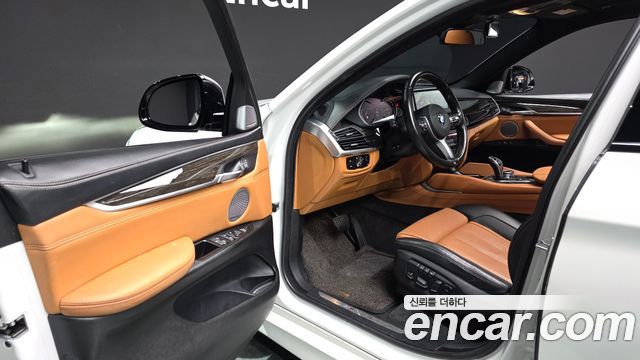 BMW X6 2016 — photo 10