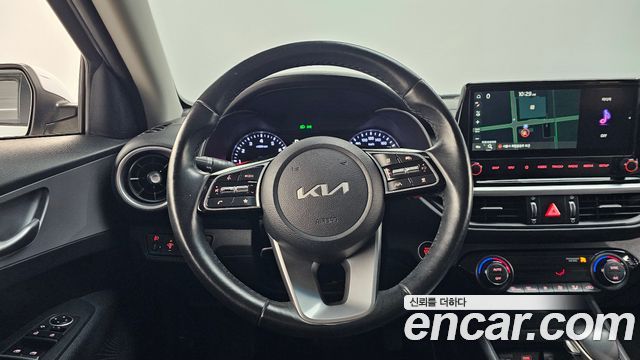 Kia K3 2022 — photo 14