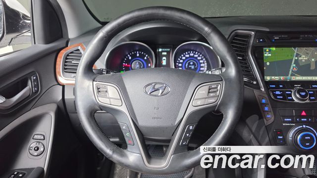 Hyundai Santafe 2015 — photo 13