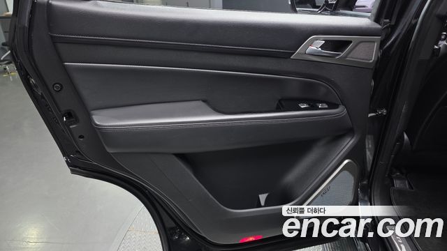 KG Mobility Rexton 2019 — photo 15