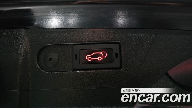 KG Mobility Rexton 2019 — photo 27
