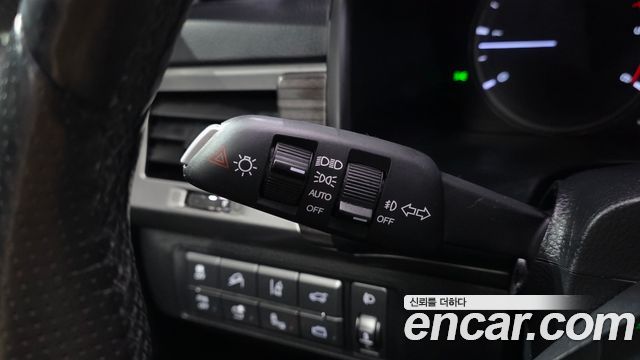 KG Mobility Rexton 2019 — photo 33