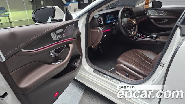 Mercedes-Benz CLS-Class 2019 — photo 13