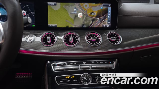 Mercedes-Benz CLS-Class 2019 — photo 20