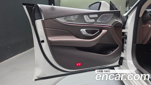 Mercedes-Benz CLS-Class 2019 — photo 14