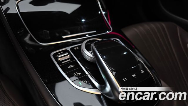 Mercedes-Benz CLS-Class 2019 — photo 28