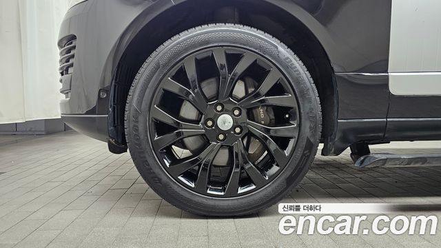 Land Rover Range Rover 2018 — photo 5