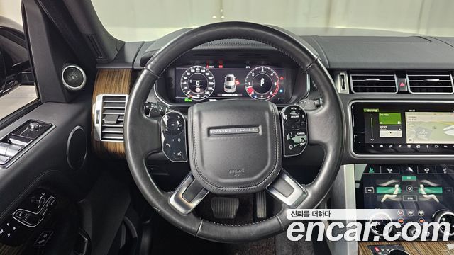 Land Rover Range Rover 2018 — photo 12