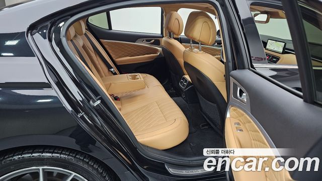 Genesis G70 2023 — photo 12