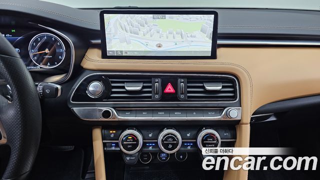 Genesis G70 2023 — photo 15