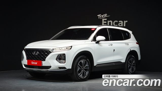 Hyundai Santafe 2019 — photo 1