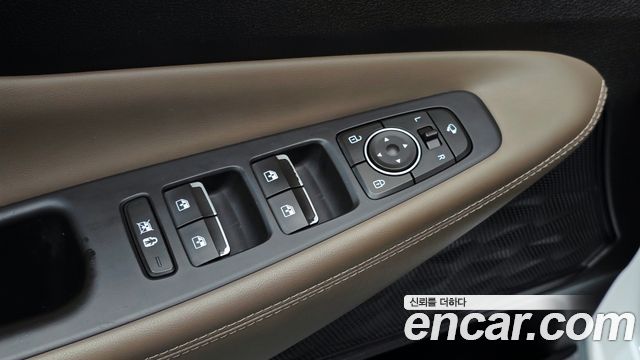 Hyundai Santafe 2019 — photo 15