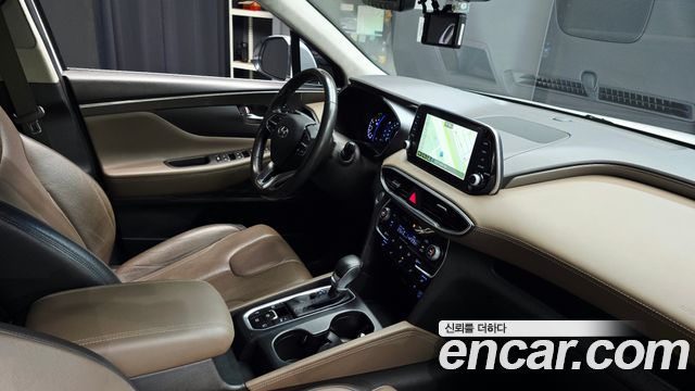 Hyundai Santafe 2019 — photo 19
