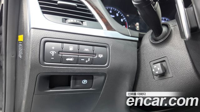 Hyundai Genesis 2014 — photo 13