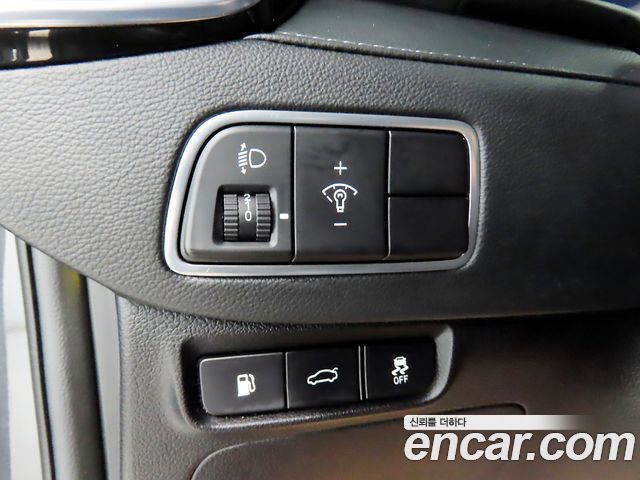 Hyundai Grandeur 2018 — photo 9