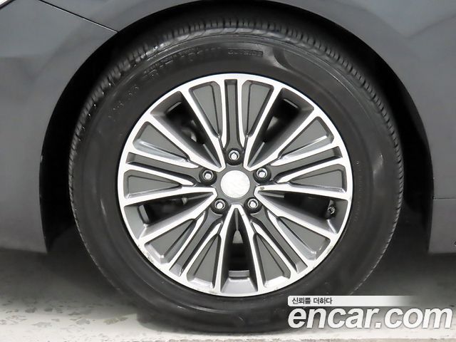 Hyundai Grandeur 2018 — photo 19