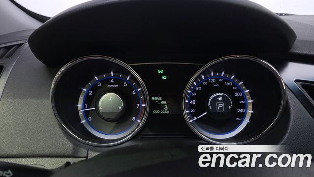 Hyundai Sonata 2014 — photo 8