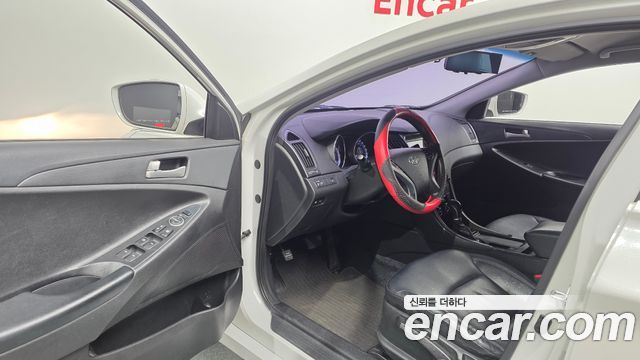 Hyundai Sonata 2014 — photo 10